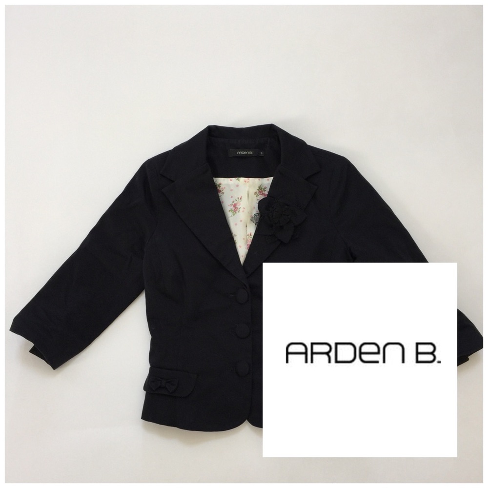 Arden B Black Floral Lined Blazer with Bow Detail Size Small
